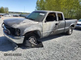 2000 GMC New Sierra 1500 SLE with VIN 2GTEK19T0Y1321300, listed as a Copart auction lot 53576455 with 0 mi miles and Salvage Title. Bid and sale history available at carsss.com. Image 1.