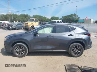 2022 Lexus NX 250 z VIN JTJADCAZ3N5001089, wystawiony jako IAAI lot #42383681 z przebiegiem 30 119 mil mil oraz . Historia ofert i sprzedaży dostępna na DreamBid. Obrazek 14.