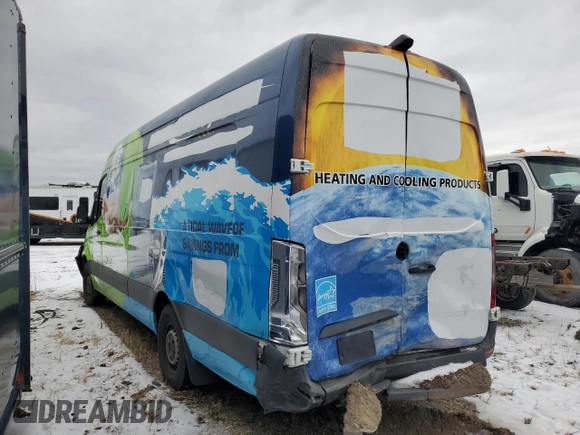 2019 Mercedes-Benz Sprinter Cargo Cargo with VIN W1W4EDHY3KT018518, listed as a Copart auction lot 83716524 with Not Provided miles and Salvage Title. Bid and sale history available at DreamBid. Image 2.