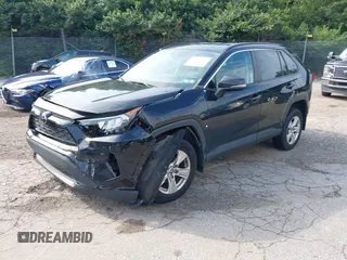 2021 Toyota RAV4 XLE with VIN 2T3P1RFV5MW228015, listed as a IAAI auction lot 42613804 with 28,028 mi miles and . Bid and sale history available at DreamBid. Image 17.