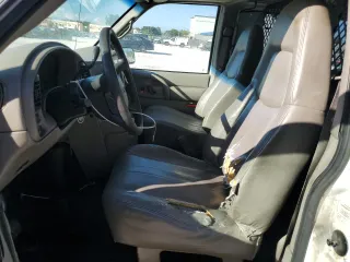 2005 Chevrolet Astro Cargo Van with VIN 1GCDM19X95B120533, listed as a Copart auction lot 45534685 with 385,652 mi miles and Salvage Title. Bid and sale history available at carsss.com. Image 7.