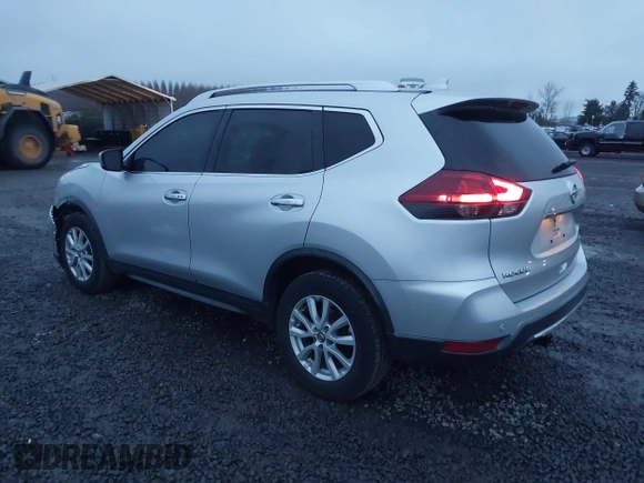 2019 Nissan Rogue SV with VIN KNMAT2MV2KP519056, listed as a IAAI auction lot 41236014 with 113,031 mi miles. Bid and sale history available at carsss.com. Image 3.