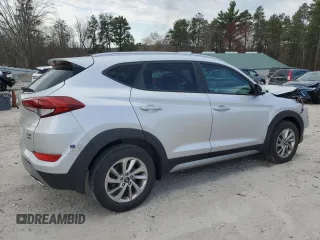 2017 Hyundai Tucson Value z VIN KM8J3CA21HU309795, wystawiony jako Copart lot #54085695 z przebiegiem 63 478 mil mil oraz Szkoda całkowita • Salvage title. Historia ofert i sprzedaży dostępna na DreamBid. Obrazek 3.