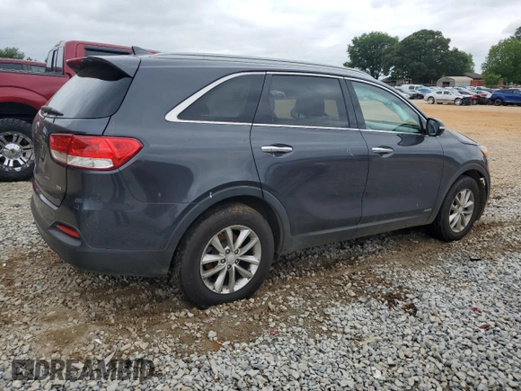 2017 Kia Sorento LX with VIN 5XYPGDA37HG298921, listed as a Copart auction lot 55575005 with 117,845 mi miles and Salvage title. Bid and sale history available at DreamBid. Image 3.