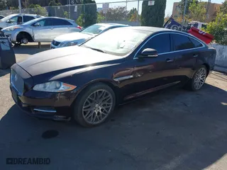 2011 Jaguar XJ with VIN SAJWA1CB8BLV05958, listed as a IAAI auction lot 40799422 with 80,193 mi miles. Bid and sale history available at carsss.com. Image 17.