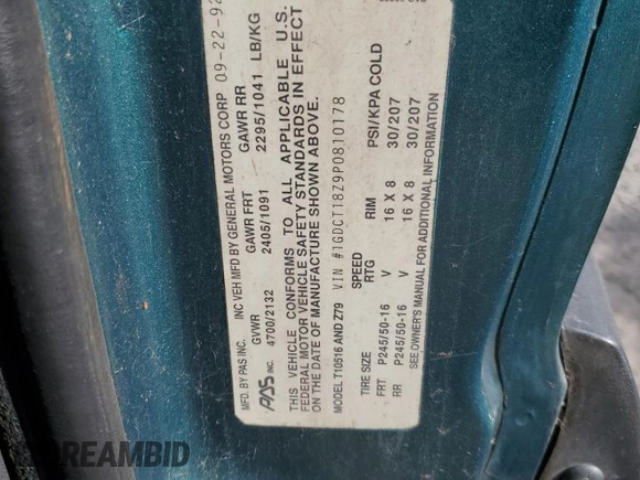 1993 GMC Jimmy z VIN 1GDCT18Z9P0810178, wystawiony jako Copart lot #79442614 z przebiegiem 19 514 mil mil oraz Szkoda całkowita • Salvage title. Historia ofert i sprzedaży dostępna na DreamBid. Obrazek 12.