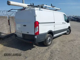 2023 Ford Transit Cargo z VIN 1FTYE1Y81PKB53926, wystawiony jako IAAI lot #42514906 z przebiegiem 52 410 mil mil oraz . Historia ofert i sprzedaży dostępna na DreamBid. Obrazek 4.
