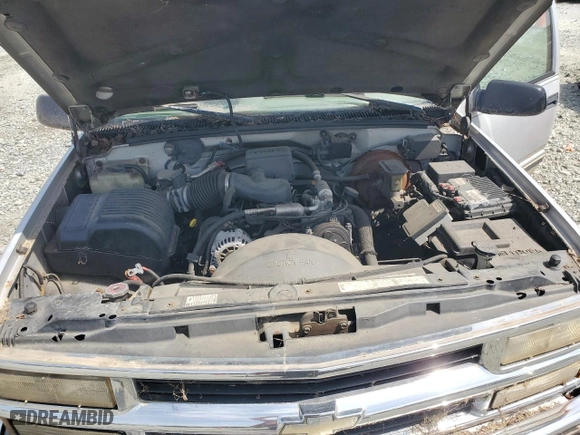 1996 Chevrolet Tahoe with VIN 1GNEK13R1TJ300586, listed as a Copart auction lot 71415554 with 212,085 mi miles and Clean Title. Bid and sale history available at carsss.com. Image 12.