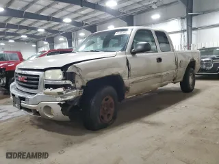 2004 GMC Sierra 1500 SLT with VIN 1GTEK19T34E303429, listed as a Copart auction lot 47362015 with 184,254 mi miles and Clean Title. Bid and sale history available at carsss.com. Image 1.
