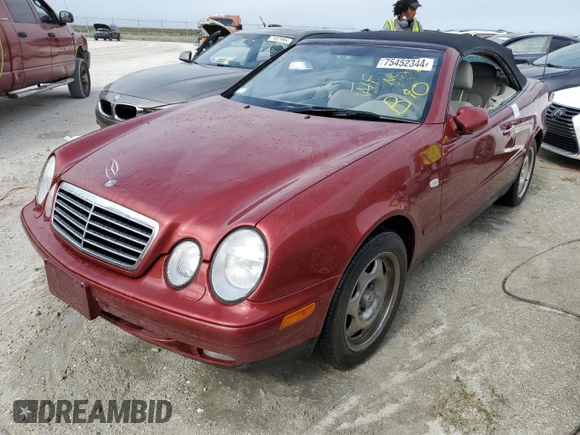 1999 Mercedes-Benz CLK 320/430 z VIN WDBLK65G6XT026223, wystawiony jako Copart lot #75452344 z przebiegiem Nie podano mil oraz Szkoda całkowita • Salvage title. Historia ofert i sprzedaży dostępna na DreamBid. Obrazek 1.