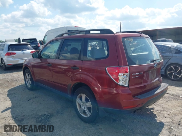 2011 Subaru Forester X z VIN JF2SHABC3BH739030, wystawiony jako IAAI lot #42214198 z przebiegiem 143 564 mil mil oraz . Historia ofert i sprzedaży dostępna na DreamBid. Obrazek 3.