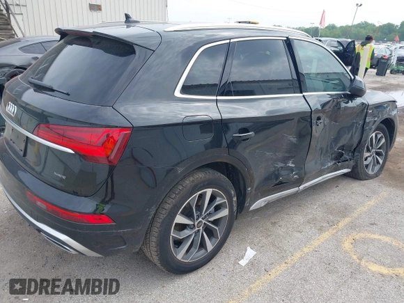 2024 Audi Q5 S line Premium Plus with VIN WA1EAAFY8R2025472, listed as a IAAI auction lot 42371409 with 10,737 mi miles and . Bid and sale history available at DreamBid. Image 4.