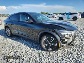 2022 Ford Mustang Mach-E Select with VIN 3FMTK1RM7NMA62546, listed as a Copart auction lot 59795205 with 99,266 mi miles and Salvage title. Bid and sale history available at DreamBid. Image 4.