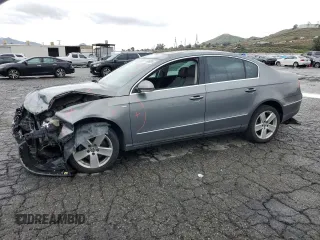 2007 Volkswagen Passat Wolfsburg Edition z VIN WVWAK73C07P159390, wystawiony jako Copart lot #48816095 z przebiegiem 186 775 mil mil oraz Szkoda całkowita • Salvage title. Historia ofert i sprzedaży dostępna na DreamBid. Obrazek 1.