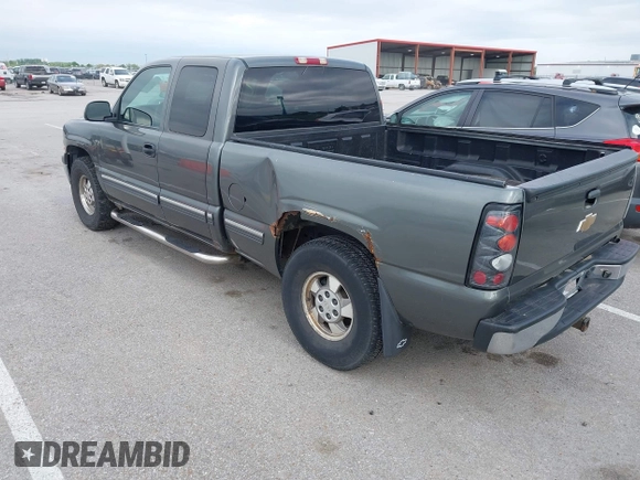 2001 Chevrolet Silverado 1500 LS with VIN 1GCEK19V21Z229300, listed as a IAAI auction lot 42180841 with 282,099 mi miles. Bid and sale history available at carsss.com. Image 3.