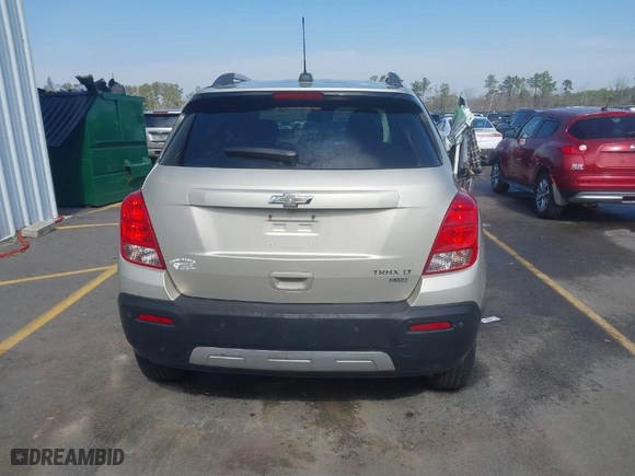 2016 Chevrolet Trax LT with VIN 3GNCJPSB5GL171025, listed as a IAAI auction lot 41663457 with 115,206 mi miles. Bid and sale history available at carsss.com. Image 16.