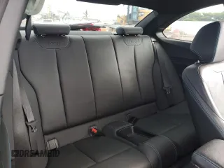2018 BMW M2 z VIN WBS1J5C55JVD37074, wystawiony jako Copart lot #75325124 z przebiegiem 40 127 mil mil oraz Szkoda całkowita • Salvage title. Historia ofert i sprzedaży dostępna na DreamBid. Obrazek 10.