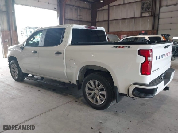 2020 Chevrolet Silverado 1500 Custom with VIN 3GCPYBEK6LG379888, listed as a IAAI auction lot 39981343 with 46,151 mi miles. Bid and sale history available at carsss.com. Image 3.