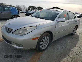 2002 Lexus ES 300 with VIN JTHBF30G220019916, listed as a Copart auction lot 42990365 with 233,669 mi miles and Salvage Title. Bid and sale history available at DreamBid. Image 1.