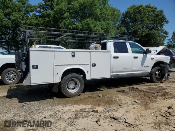 2024 Ram 2500 Laramie with VIN 3C6UR5FL6RG366874, listed as a Copart auction lot 55081125 with 18,460 mi miles and Salvage title. Bid and sale history available at DreamBid. Image 3.