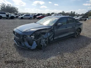 2024 Volvo S60 Plus Dark Theme with VIN 7JRL12FL5RG285632, listed as a Copart auction lot 45005825 with 2,003 mi miles and Non Repairable. Bid and sale history available at carsss.com. Image 1.