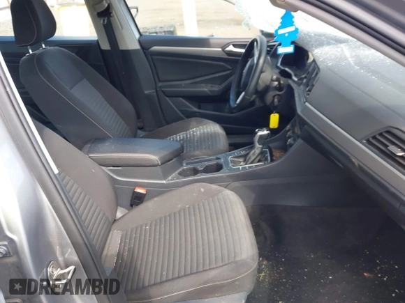 2024 Volkswagen Jetta S with VIN 3VW5M7BU4RM030919, listed as a IAAI auction lot 42552225 with 39,504 mi miles and . Bid and sale history available at DreamBid. Image 5.