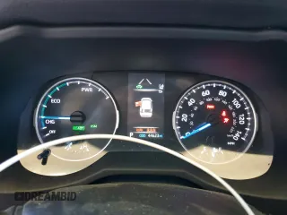 2022 Toyota RAV4 Hybrid XLE z VIN 4T3RWRFV9NU062061, wystawiony jako Copart lot #61571305 z przebiegiem 44 623 mil mil oraz Szkoda całkowita • Salvage title. Historia ofert i sprzedaży dostępna na DreamBid. Obrazek 9.