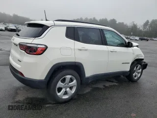 2021 Jeep Compass Altitude with VIN 3C4NJDBB4MT530103, listed as a Copart auction lot 53826555 with 55,313 mi miles and Salvage title. Bid and sale history available at DreamBid. Image 3.