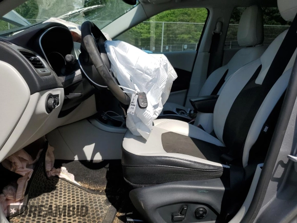 2018 Jeep Compass Latitude z VIN 3C4NJDBB8JT234996, wystawiony jako Copart lot #58418545 z przebiegiem 57 327 mil mil oraz Szkoda całkowita • Salvage title. Historia ofert i sprzedaży dostępna na DreamBid. Obrazek 7.