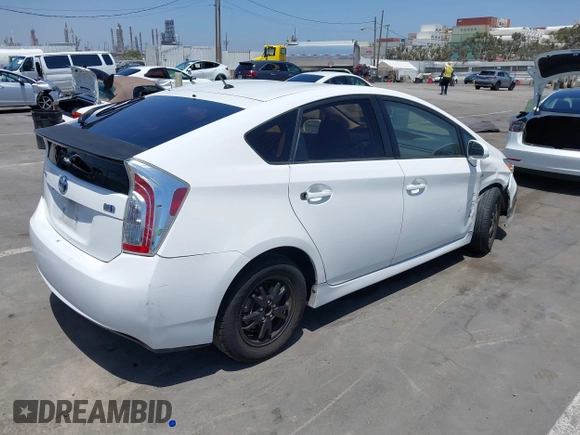 2013 Toyota Prius One z VIN JTDKN3DUXD5657826, wystawiony jako IAAI lot #42346122 z przebiegiem 129 882 mil mil oraz . Historia ofert i sprzedaży dostępna na DreamBid. Obrazek 4.