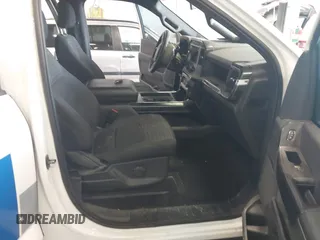 2022 Ford F-150 XL z VIN 1FTEW1EP1NKE50669, wystawiony jako IAAI lot #42294888 z przebiegiem 77 191 mil mil oraz . Historia ofert i sprzedaży dostępna na DreamBid. Obrazek 5.