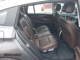 2015 BMW 5 Series 535i Gran Turismo xDrive с VIN WBA5M4C57FD183954, выставлен на аукционе IAAI как лот 42524365 с пробегом 77 726 миль миль и . История ставок и продаж доступна на DreamBid. Изображение 8.