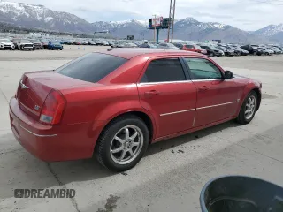 2007 Chrysler 300 Touring z VIN 2C3KA53G57H858764, wystawiony jako Copart lot #50928775 z przebiegiem 129 258 mil mil oraz Szkoda całkowita • Salvage title. Historia ofert i sprzedaży dostępna na DreamBid. Obrazek 3.