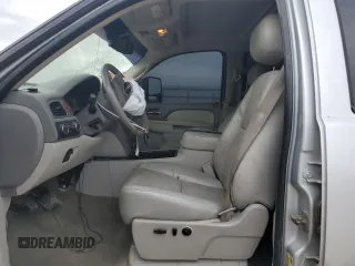 2012 GMC Sierra 2500HD SLT with VIN 1GT121E89CF112381, listed as a Copart auction lot 83098594 with 240,168 mi miles and Salvage title. Bid and sale history available at DreamBid. Image 7.