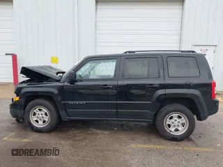2016 Jeep Patriot Sport with VIN 1C4NJRBB4GD551671, listed as a IAAI auction lot 42322700 with 157,497 mi miles and . Bid and sale history available at DreamBid. Image 15.