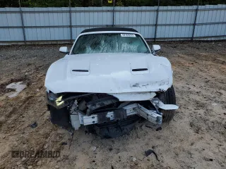 2018 Ford Mustang EcoBoost Premium z VIN 1FATP8UH6J5155590, wystawiony jako Copart lot #59169255 z przebiegiem 118 807 mil mil oraz Szkoda całkowita • Salvage title. Historia ofert i sprzedaży dostępna na DreamBid. Obrazek 5.