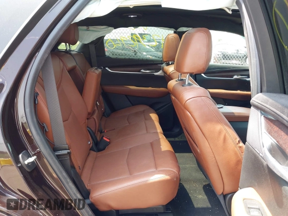 2020 Cadillac XT5 Premium Luxury AWD with VIN 1GYKNDRS6LZ200820, listed as a IAAI auction lot 42392960 with 17,957 mi miles and . Bid and sale history available at DreamBid. Image 8.