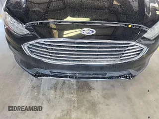 2020 Ford Fusion SE с VIN 3FA6P0LU9LR177063, выставлен на аукционе IAAI как лот 42785490 с пробегом 51 258 миль миль и . История ставок и продаж доступна на DreamBid. Изображение 23.