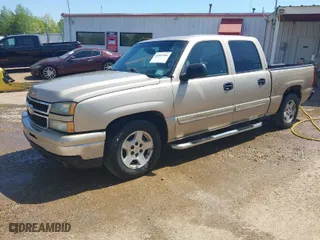 2006 Chevrolet Silverado 1500 LT1 with VIN 2GCEC13T361168110, listed as a IAAI auction lot 41863581 with 193,594 mi miles. Bid and sale history available at carsss.com. Image 2.