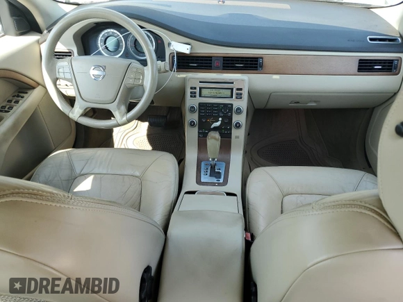 2010 Volvo XC70 3.2L z VIN YV4960BZ6A1078678, wystawiony jako Copart lot #54889715 z przebiegiem 188 314 mil mil oraz Szkody całkowita. Historia ofert i sprzedaży dostępna na DreamBid. Obrazek 8.