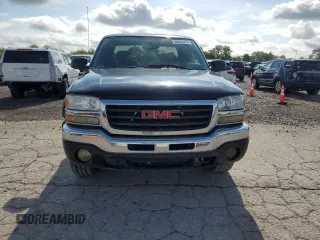 2004 GMC Sierra 1500 SLE with VIN 1GTEK19T54E305571, listed as a Copart auction lot 56954375 with 174,649 mi miles and Salvage title. Bid and sale history available at DreamBid. Image 5.