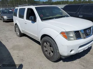 2007 Nissan Pathfinder SE with VIN 5N1AR18W07C642568, listed as a IAAI auction lot 41818452 with 141,336 mi miles. Bid and sale history available at carsss.com. Image 1.