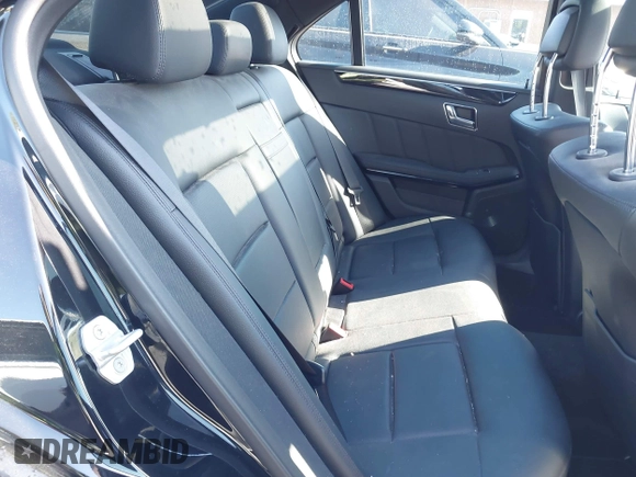 2010 Mercedes-Benz E 350 Luxury with VIN WDDHF5GB1AA223140, listed as a IAAI auction lot 42073965 with 81,656 mi miles and . Bid and sale history available at carsss.com. Image 8.