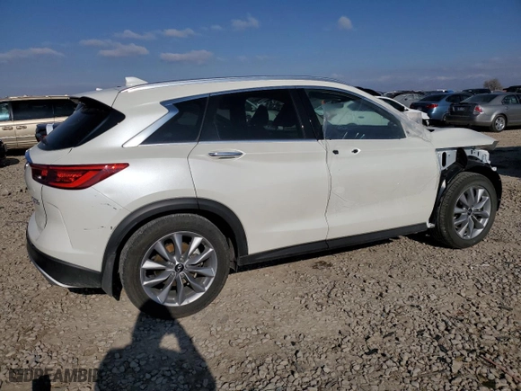 2021 Infiniti QX50 LUXE with VIN 3PCAJ5BB1MF115520, listed as a Copart auction lot 67252942 with 9,242 mi miles. Bid and sale history available at carsss.com. Image 3.