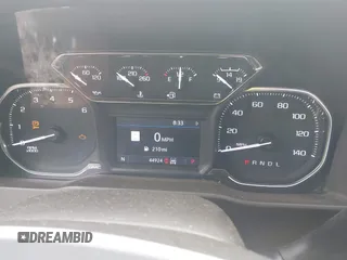 2022 GMC Sierra 1500 SLT with VIN 3GTU9DEL0NG132163, listed as a IAAI auction lot 42209503 with 44,924 mi miles and . Bid and sale history available at DreamBid. Image 7.