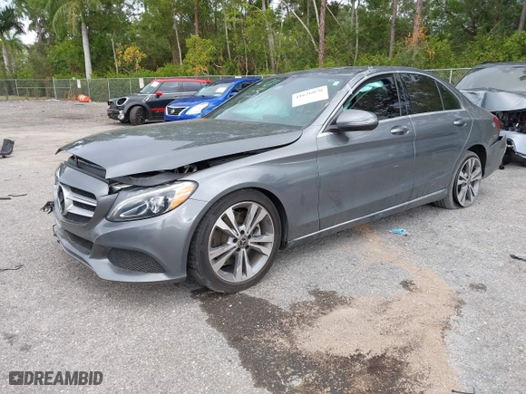 2018 Mercedes-Benz C-Class C 300 with VIN 55SWF4JBXJU265610, listed as a IAAI auction lot 41626070 with 46,071 mi miles. Bid and sale history available at carsss.com. Image 18.