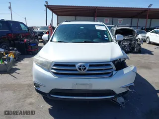 2012 Toyota Highlander Limited with VIN 5TDYK3EH5CS081107, listed as a IAAI auction lot 41659577 with 191,177 mi miles. Bid and sale history available at carsss.com. Image 12.