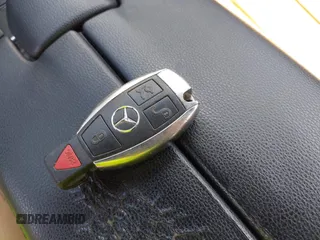2010 Mercedes-Benz E with VIN WDDHF8HB8AA105439, listed as a IAAI auction lot 42092513 with 226,837 mi miles. Bid and sale history available at carsss.com. Image 11.