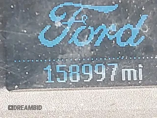 2016 Ford Transit Cargo z VIN 1FTYR2CM0GKB51759, wystawiony jako IAAI lot #41602091 z przebiegiem 158 997 mil mil oraz . Historia ofert i sprzedaży dostępna na DreamBid. Obrazek 15.