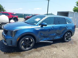 2025 Kia Sorento SX Prestige with VIN KNDRKDJG9S5296517, listed as a IAAI auction lot 42683892 with 17,116 mi miles and . Bid and sale history available at DreamBid. Image 6.